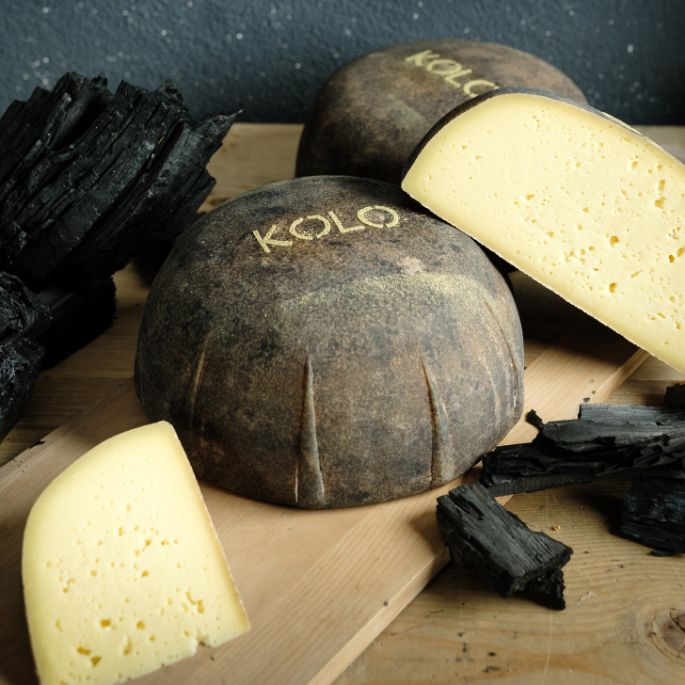 KOLO ist ein aromatischer Halbhartkäse aus der Käserei PurCrü.